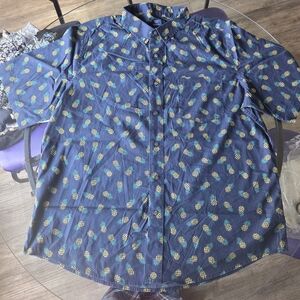 Men's Pineapple Buttom Up Shirt XL 46/48